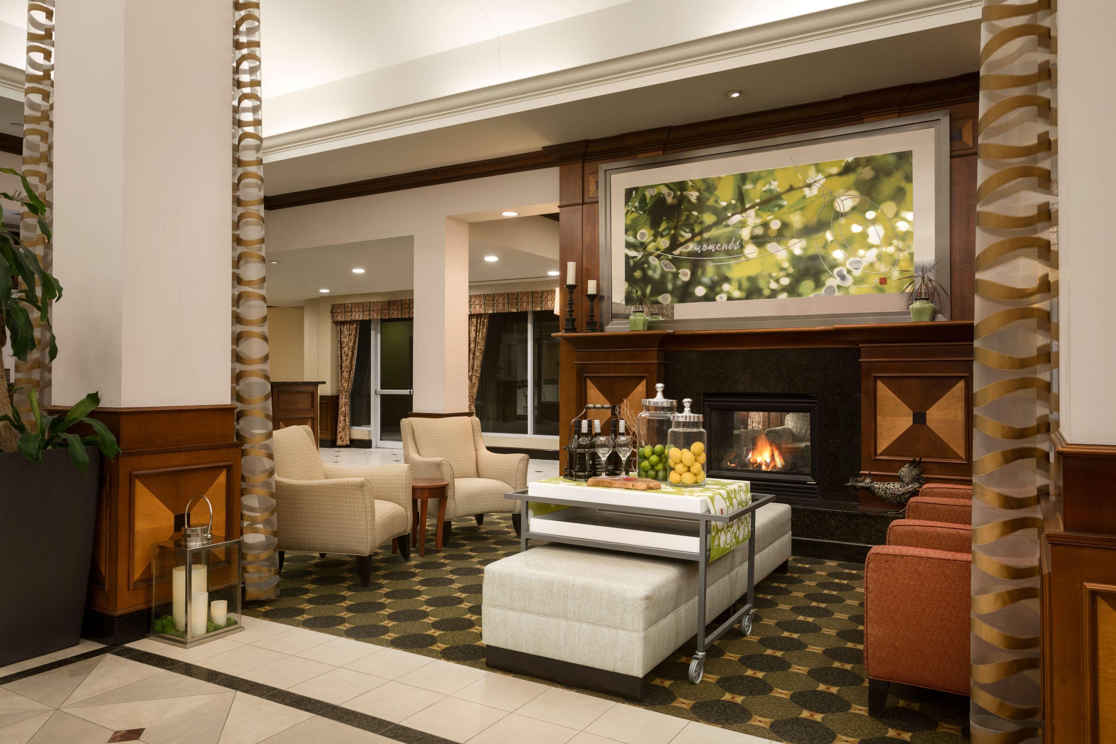 Hilton Garden Inn Toronto/Vaughan Exterior foto