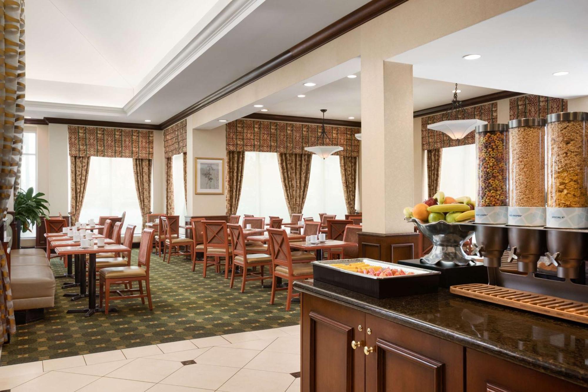 Hilton Garden Inn Toronto/Vaughan Exterior foto